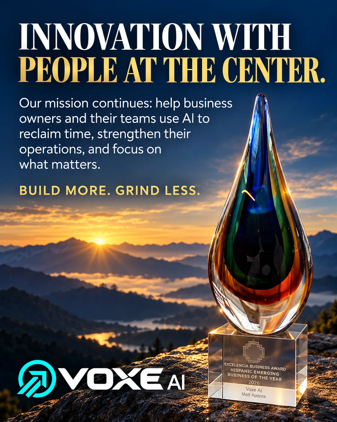 Graphic reading innovation with people at the center, with the Excelencia Business Award trophy on a mountaintop at sunrise